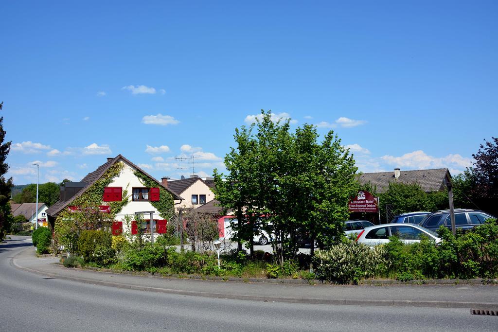 Alte Schreinerei-Auberge Harlekin Randegg Eksteriør bilde