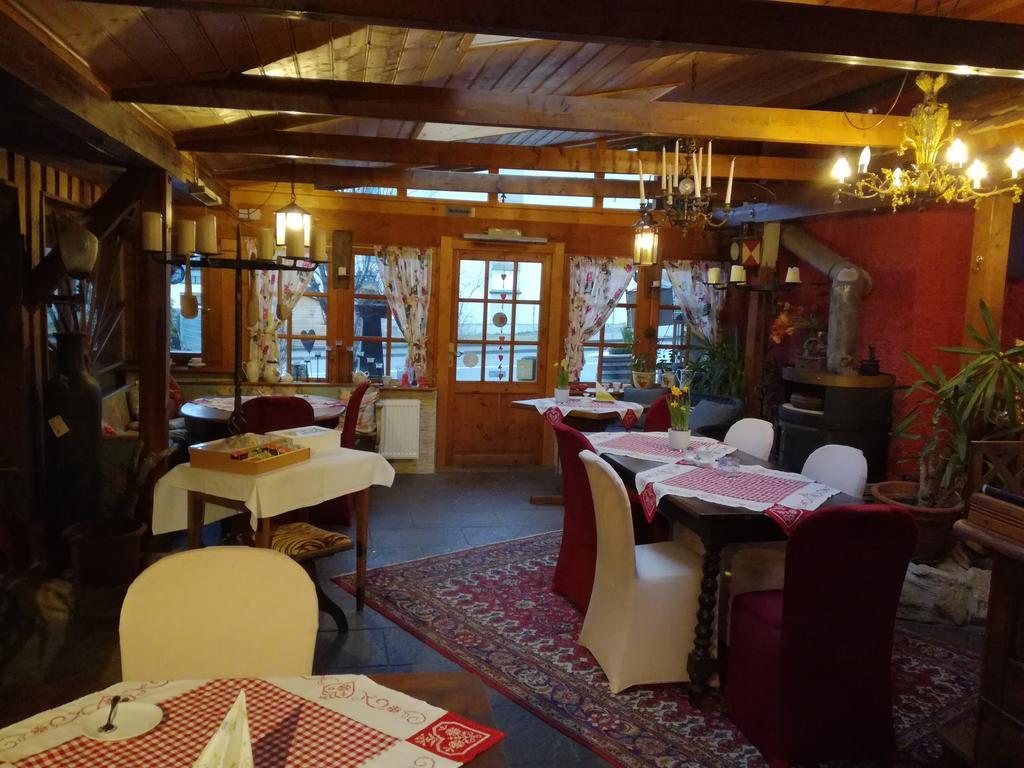 Alte Schreinerei-Auberge Harlekin Randegg Eksteriør bilde